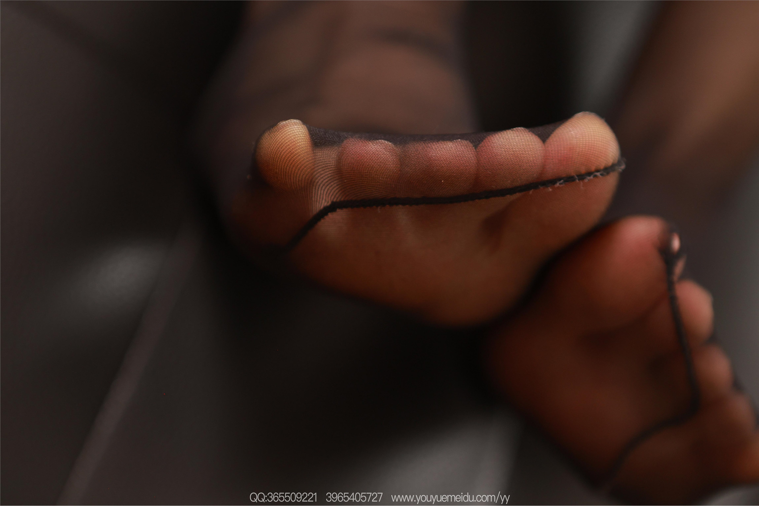 IESS异思趣向  2025.08.08 丝享家 2127 小金《笔直美腿》